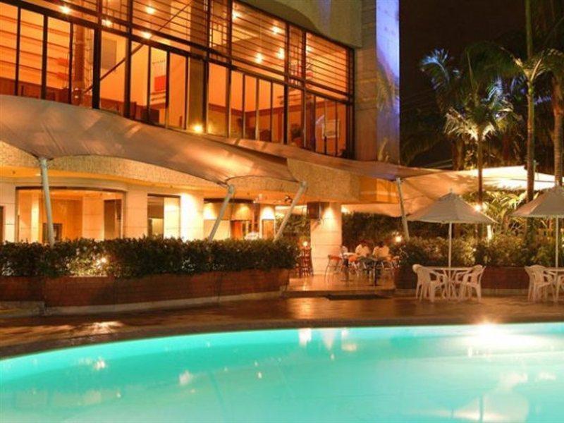 Nh Cali Royal Hotel Exterior foto